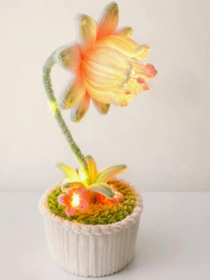 Küpeli Çiçeği Lambası