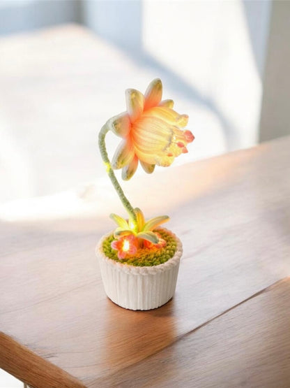 Küpeli Çiçeği Lambası