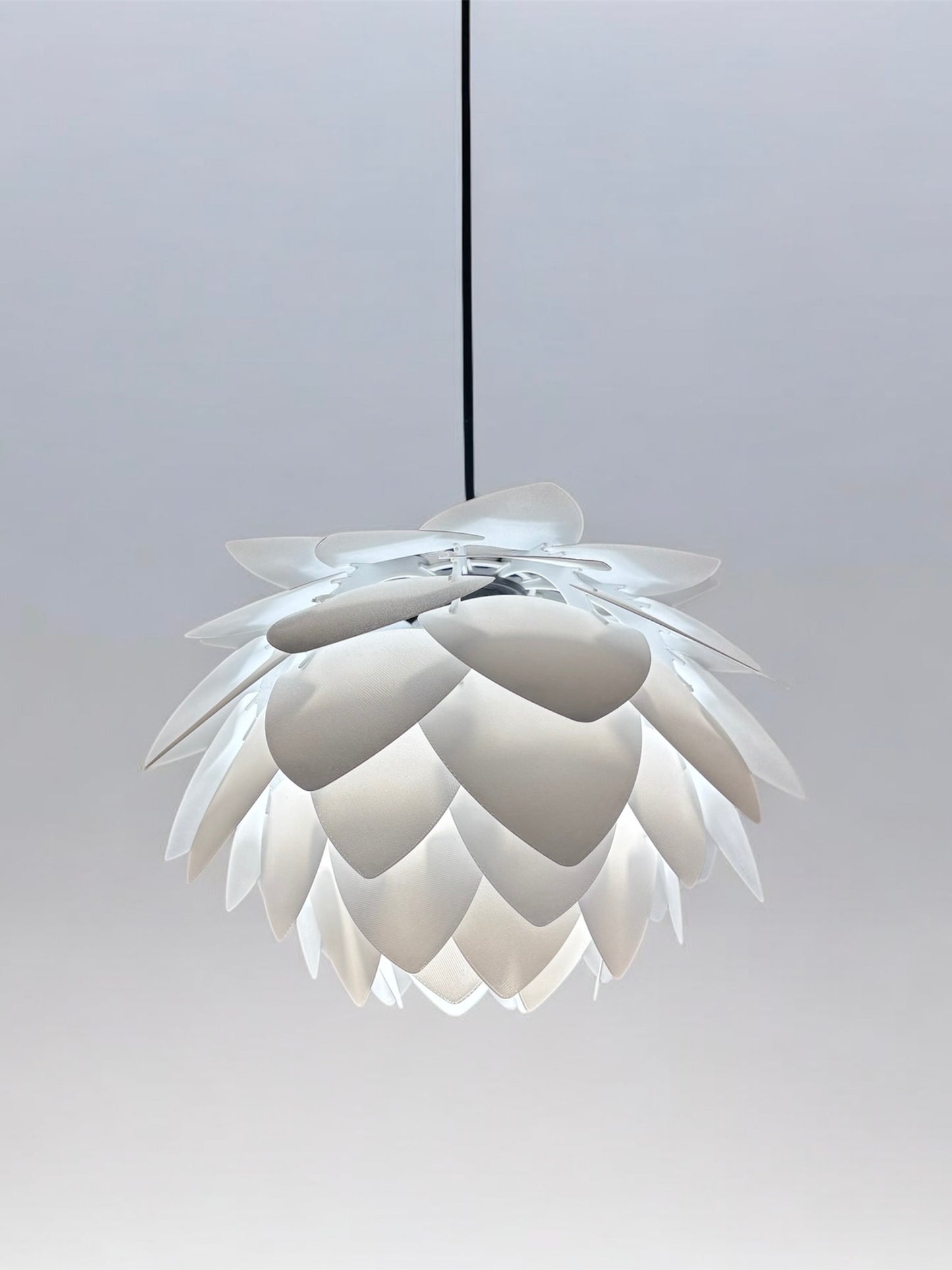 Avize modern tasarımlı Lotus çiçeği